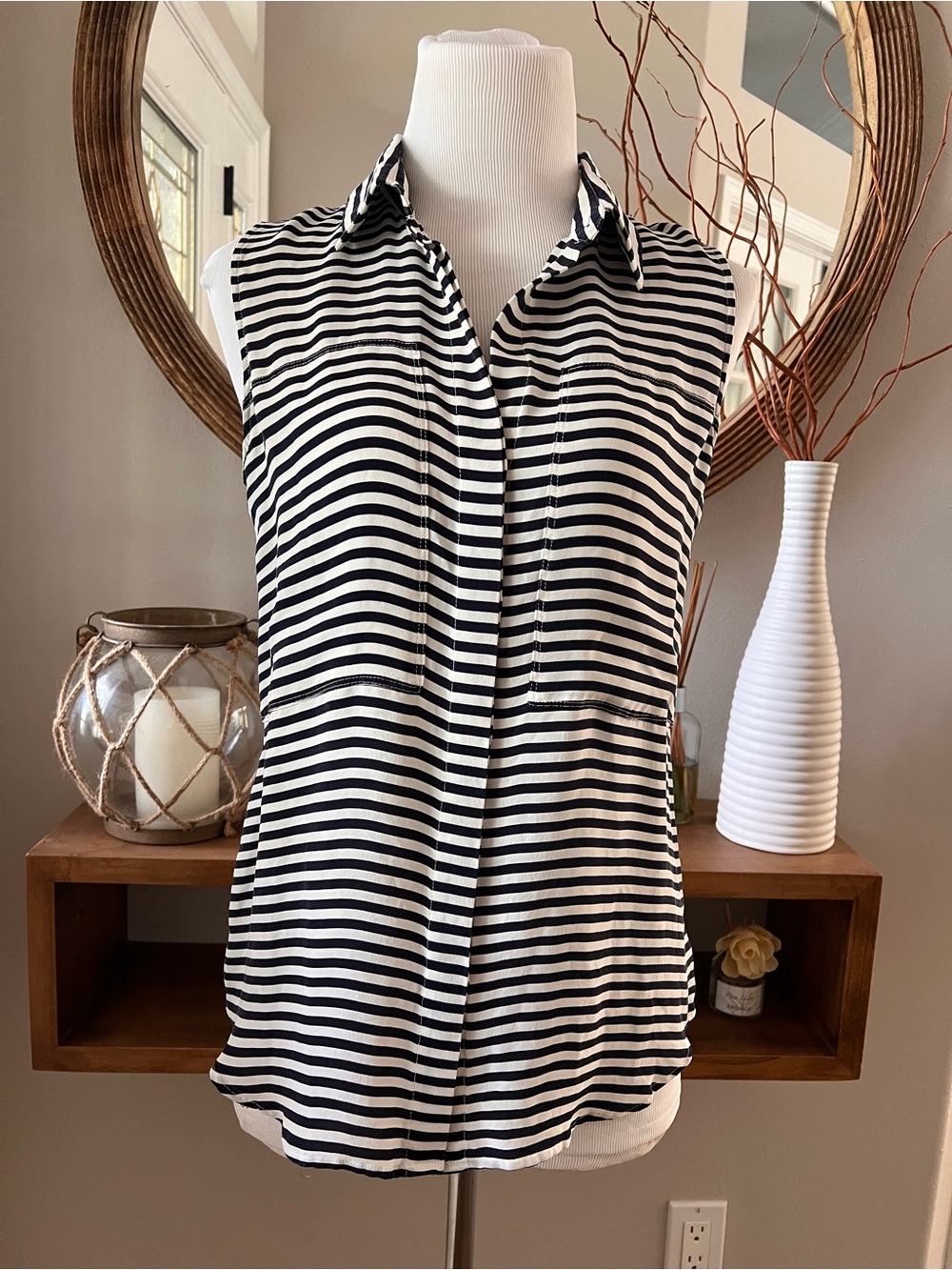 Theory Womens Duria Silk Blouse Button Up Collared  Sleeveless Top Size M